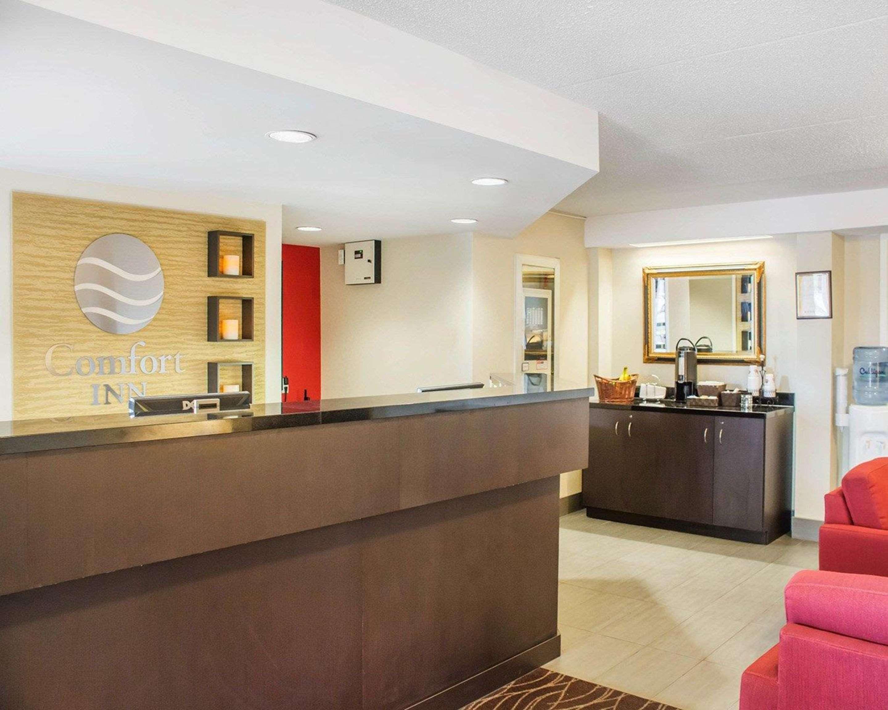 Comfort Inn Brantford Bagian luar foto