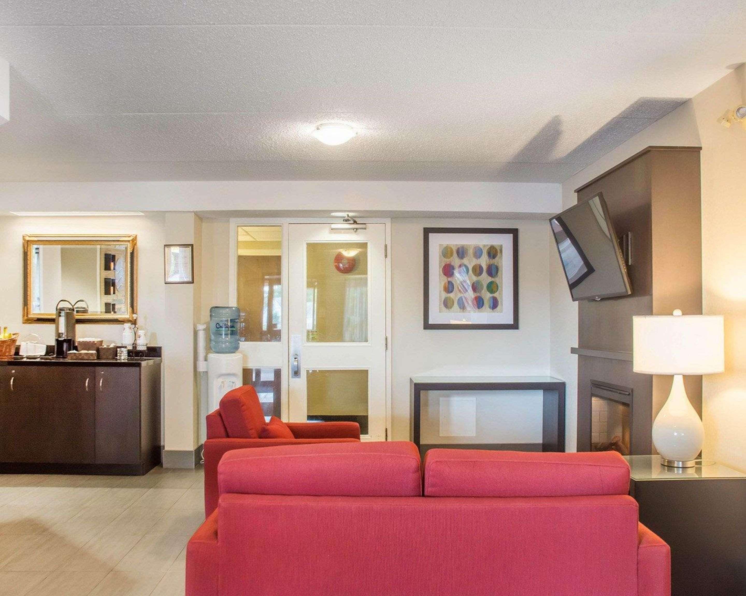 Comfort Inn Brantford Bagian luar foto
