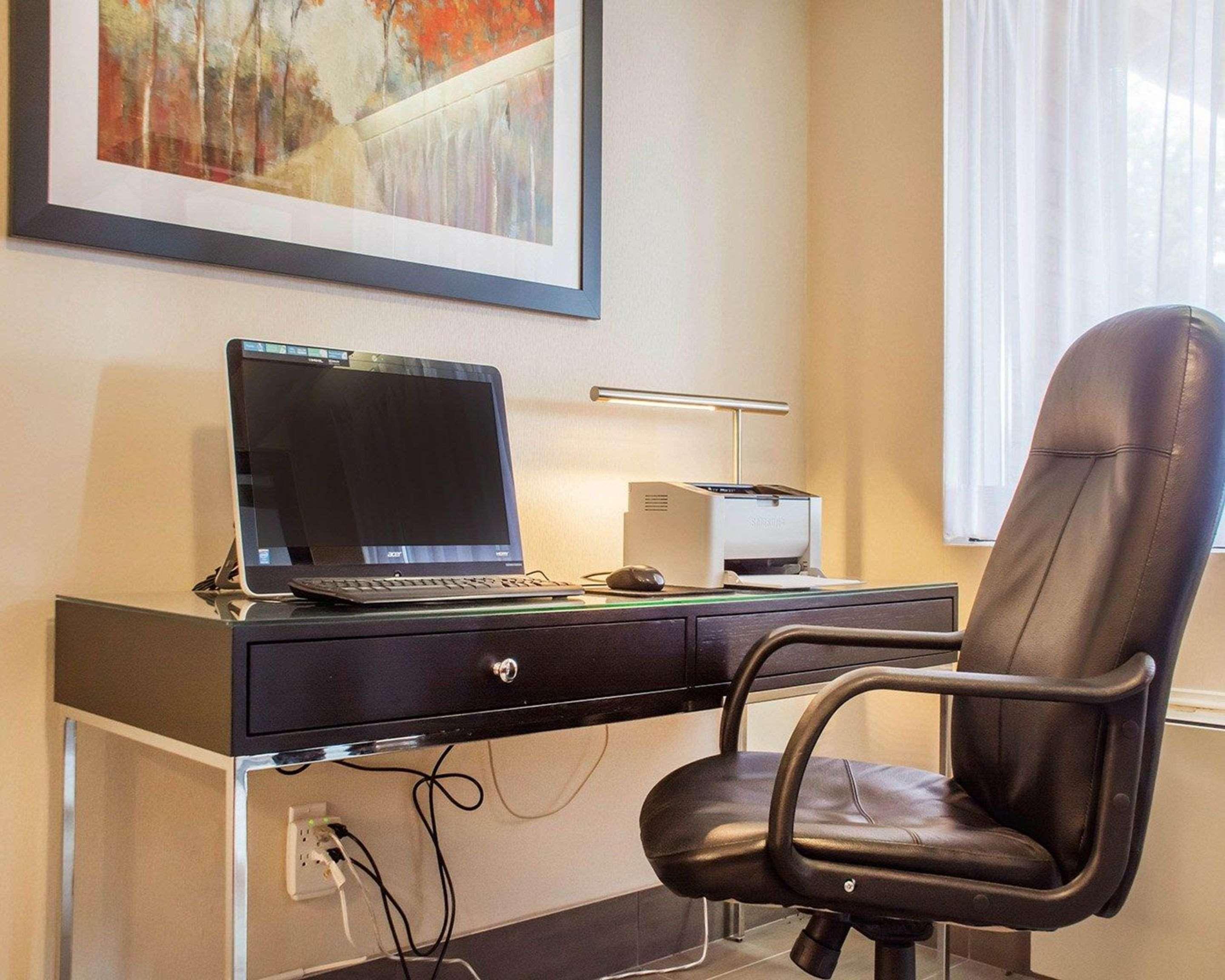 Comfort Inn Brantford Bagian luar foto
