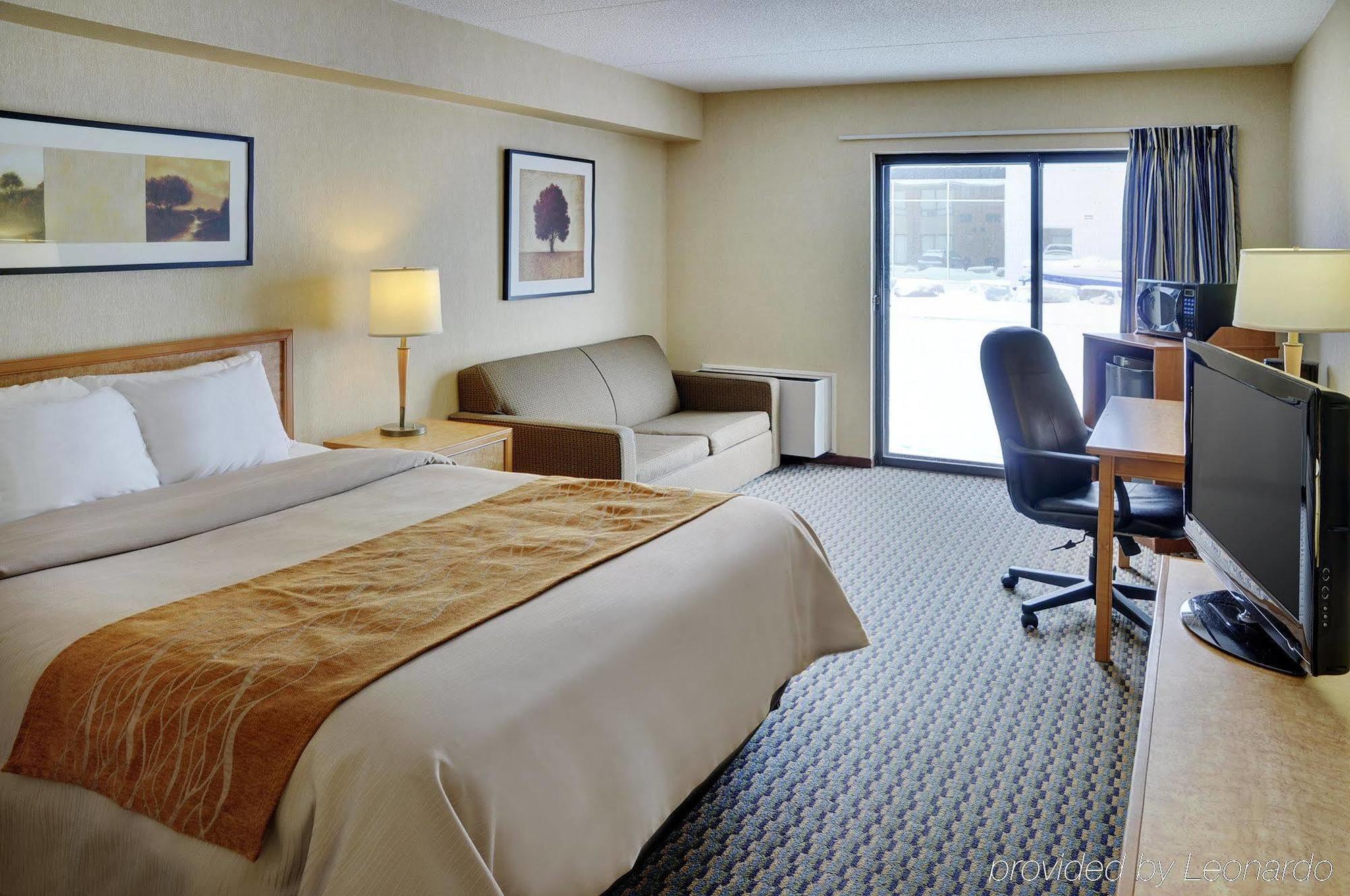 Comfort Inn Brantford Bagian luar foto