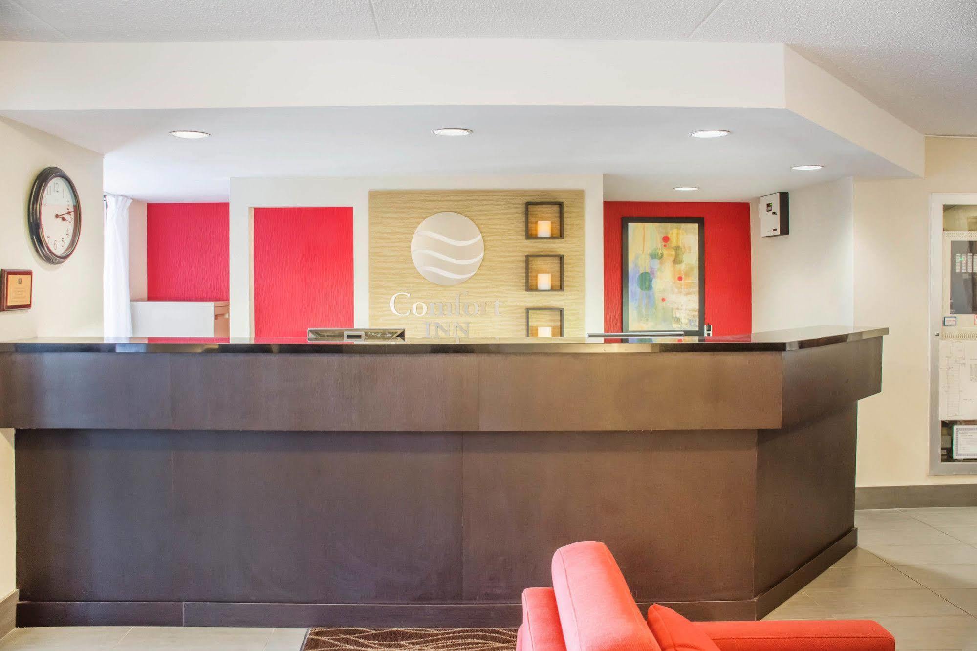 Comfort Inn Brantford Bagian luar foto